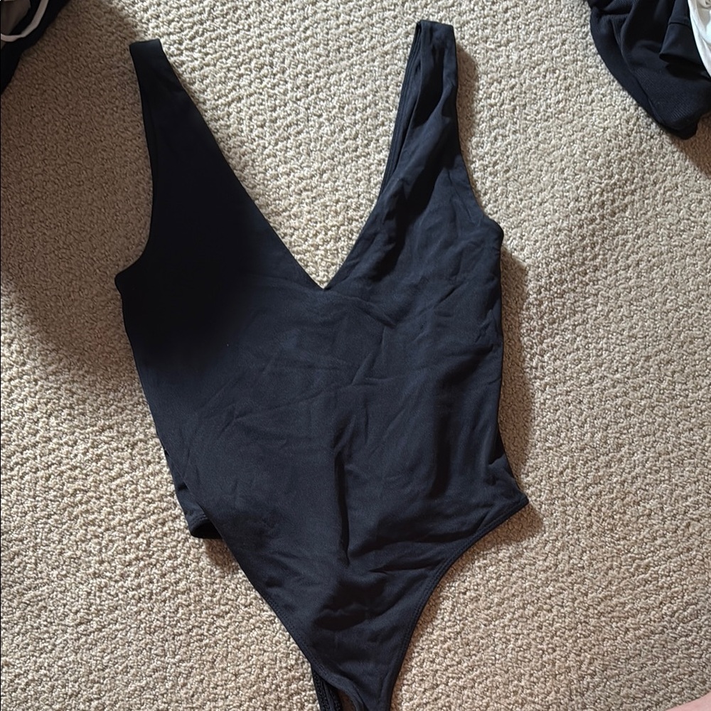 Babaton Black Deep V-Neck Bodysuit